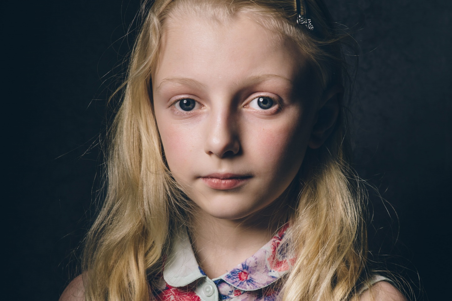 Alice A aged 10 from the series Being Inbetween(c) carolynmendelsohn