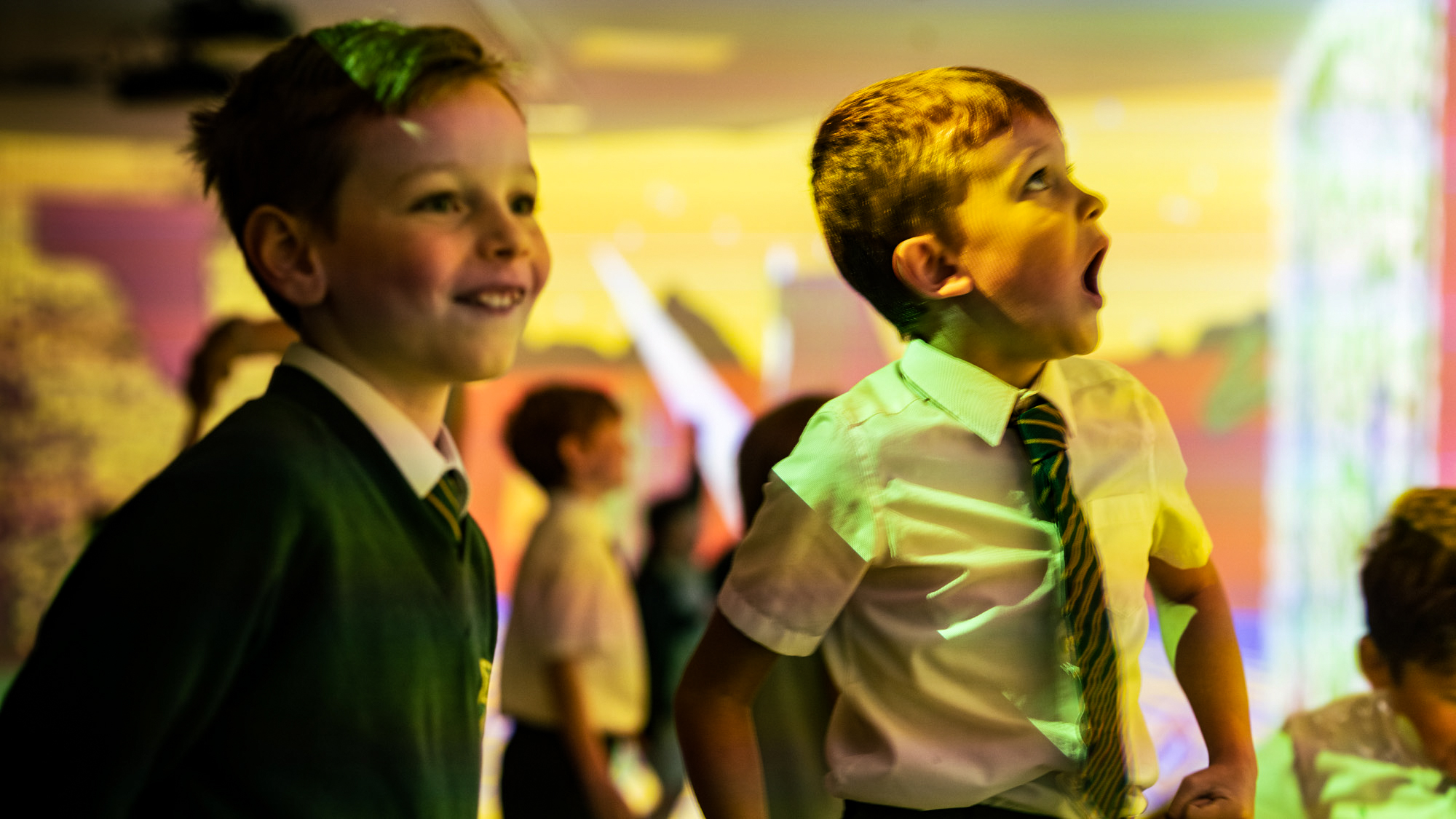 A7R09631 Pupils looking in wonder at an interactive exhibition